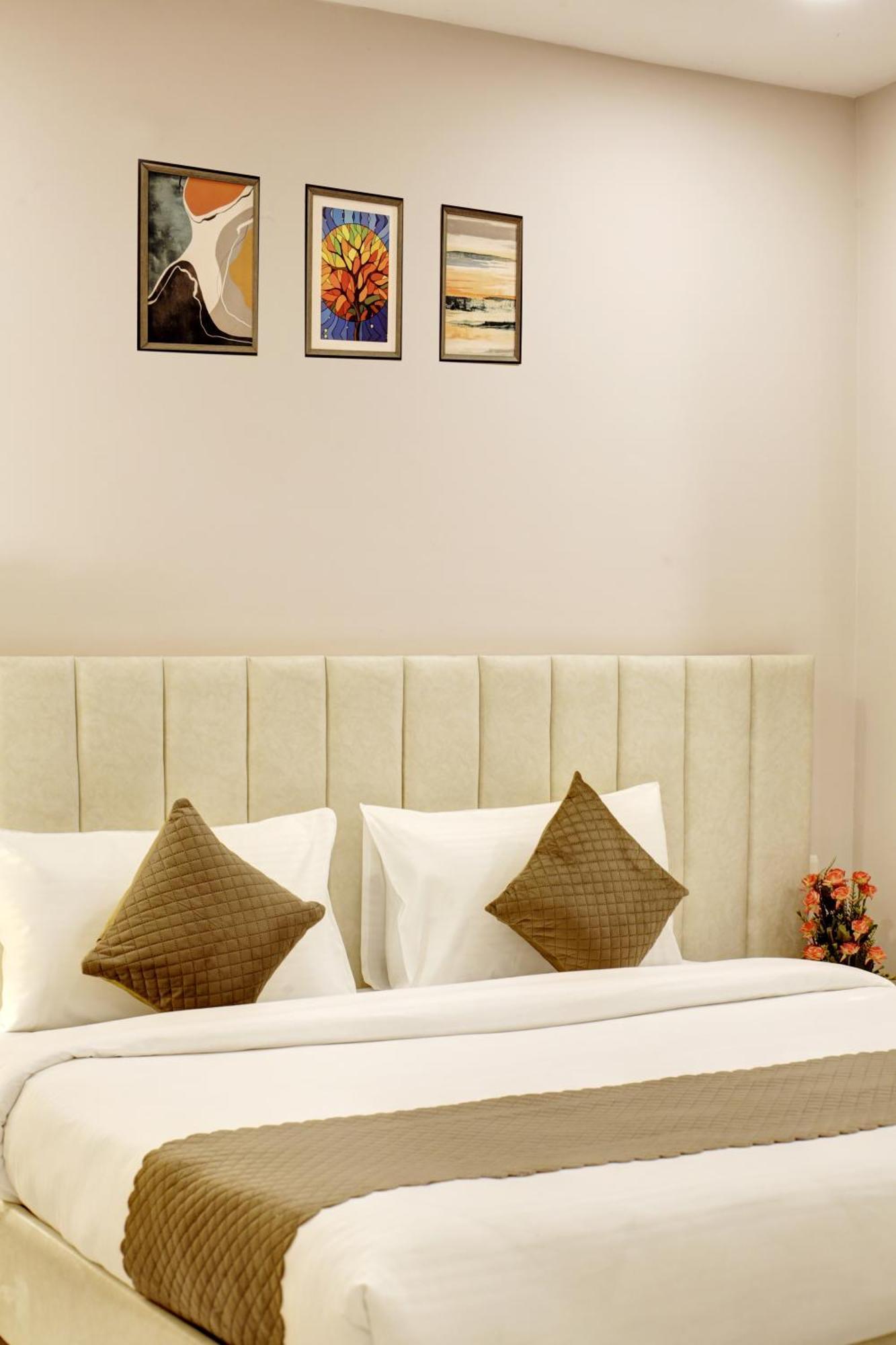 Limewood Stay - Fortis Hospital Гургаон Экстерьер фото