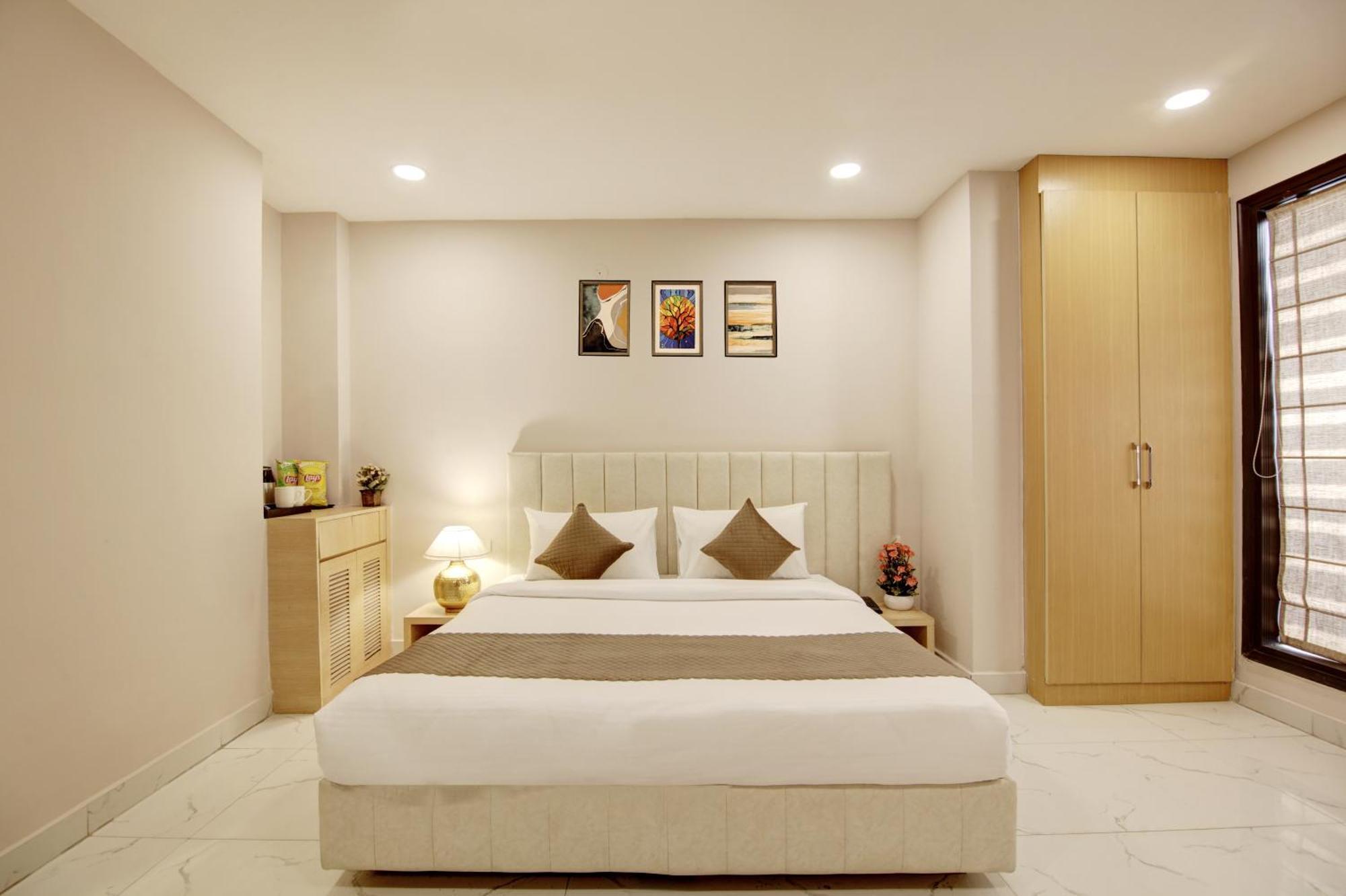 Limewood Stay - Fortis Hospital Гургаон Экстерьер фото